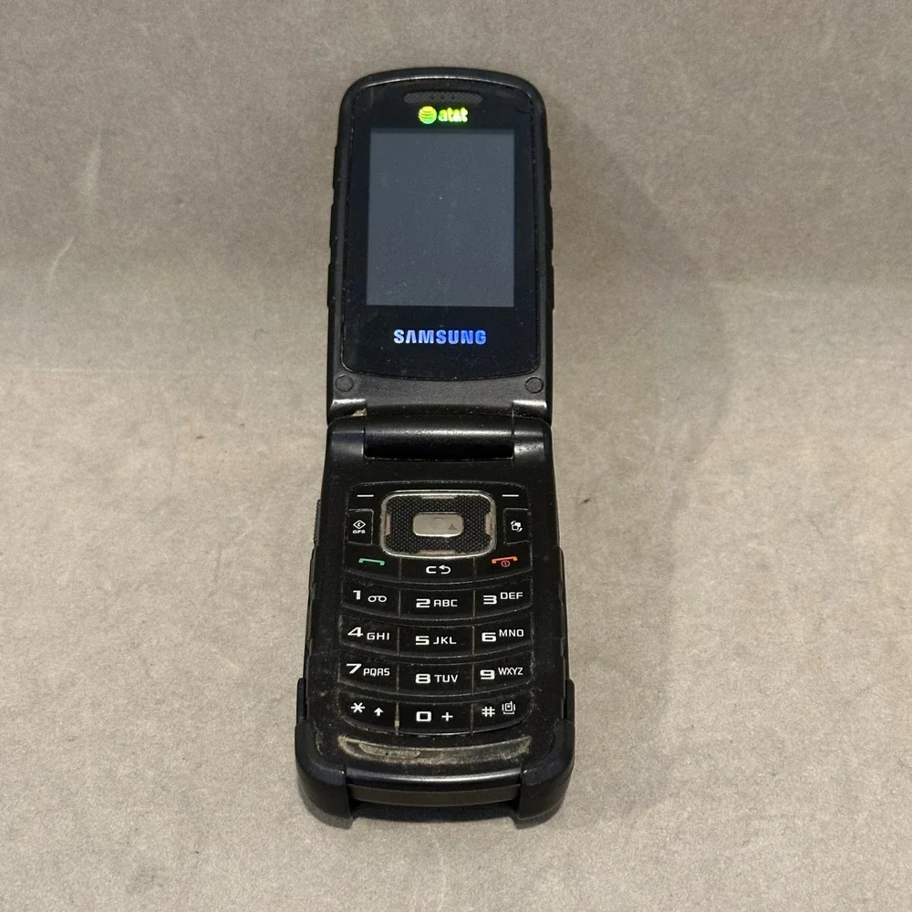 Samsung Rugby SGH-A837 AT&T‎ Rugged Flip Phone Black with Belt Clip Holster